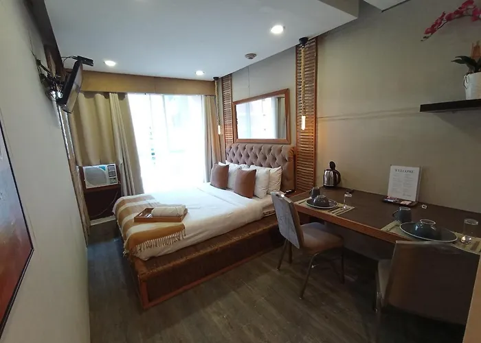 The Staycation - Serviced Hotel Manille