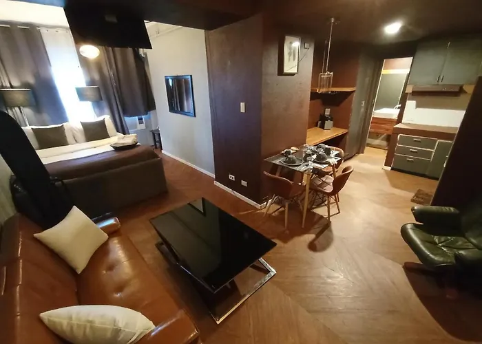 Hotel The Staycation - Serviced 3*
