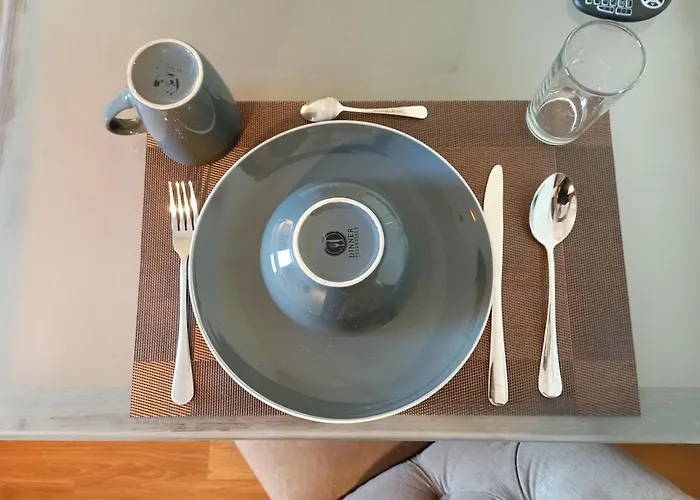 The Staycation - Serviced