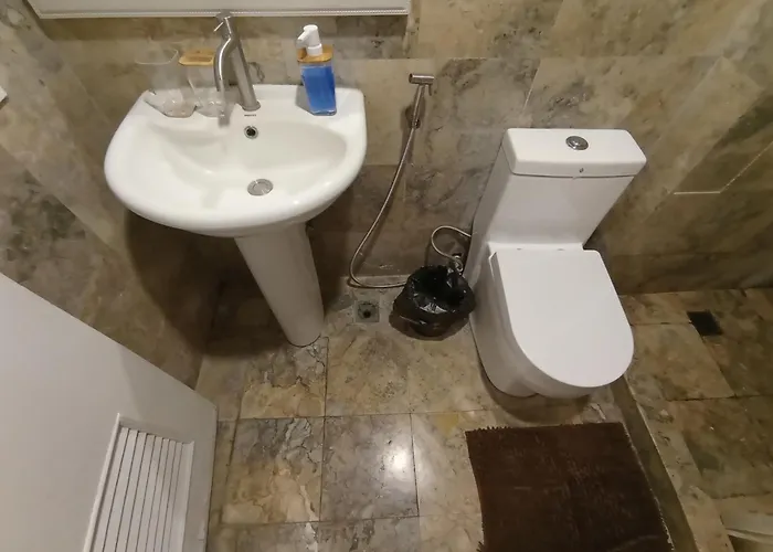 The Staycation - Serviced Hotel 3*