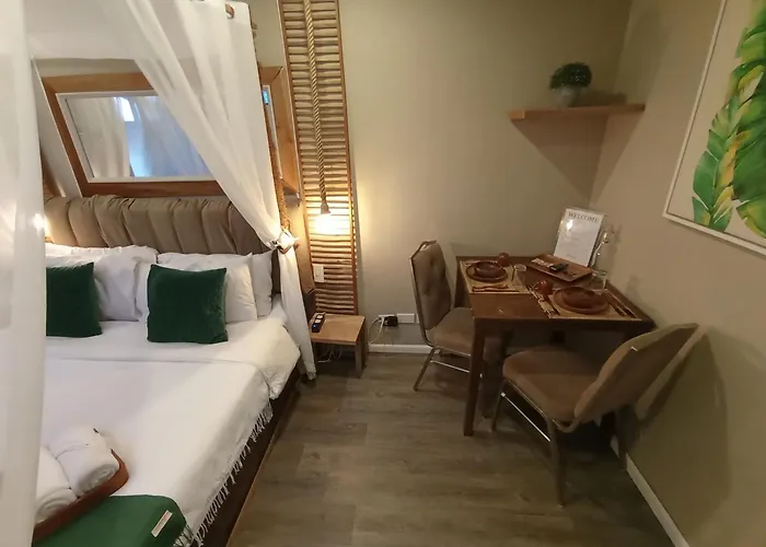 The Staycation - Serviced Hotel Manille